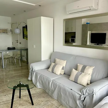 아파트 Estudios Horizonte *